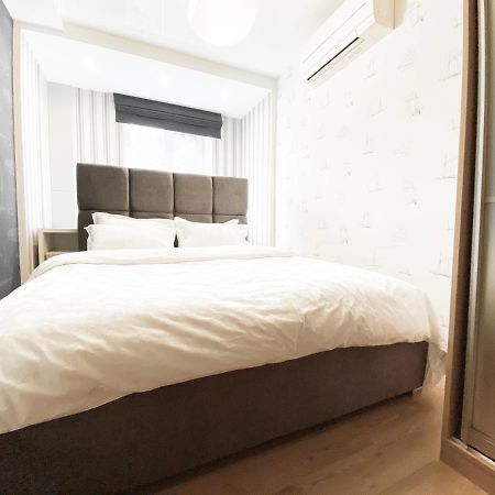 2-Bedroom Apartment Most City Area, Ekaterynoslav Square دنيبروبيتروفسك المظهر الخارجي الصورة