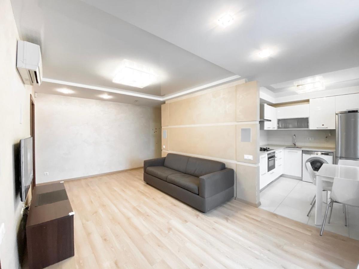 2-Bedroom Apartment Most City Area, Ekaterynoslav Square دنيبروبيتروفسك المظهر الخارجي الصورة
