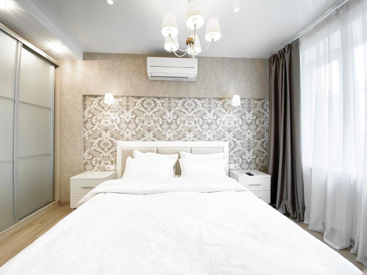 2-Bedroom Apartment Most City Area, Ekaterynoslav Square دنيبروبيتروفسك المظهر الخارجي الصورة